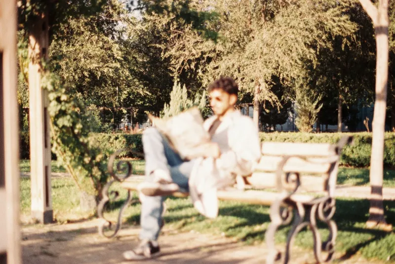 Staring at the Ceiling Used to Be Enough — What Happened to the Lost Art of Doing Nothing